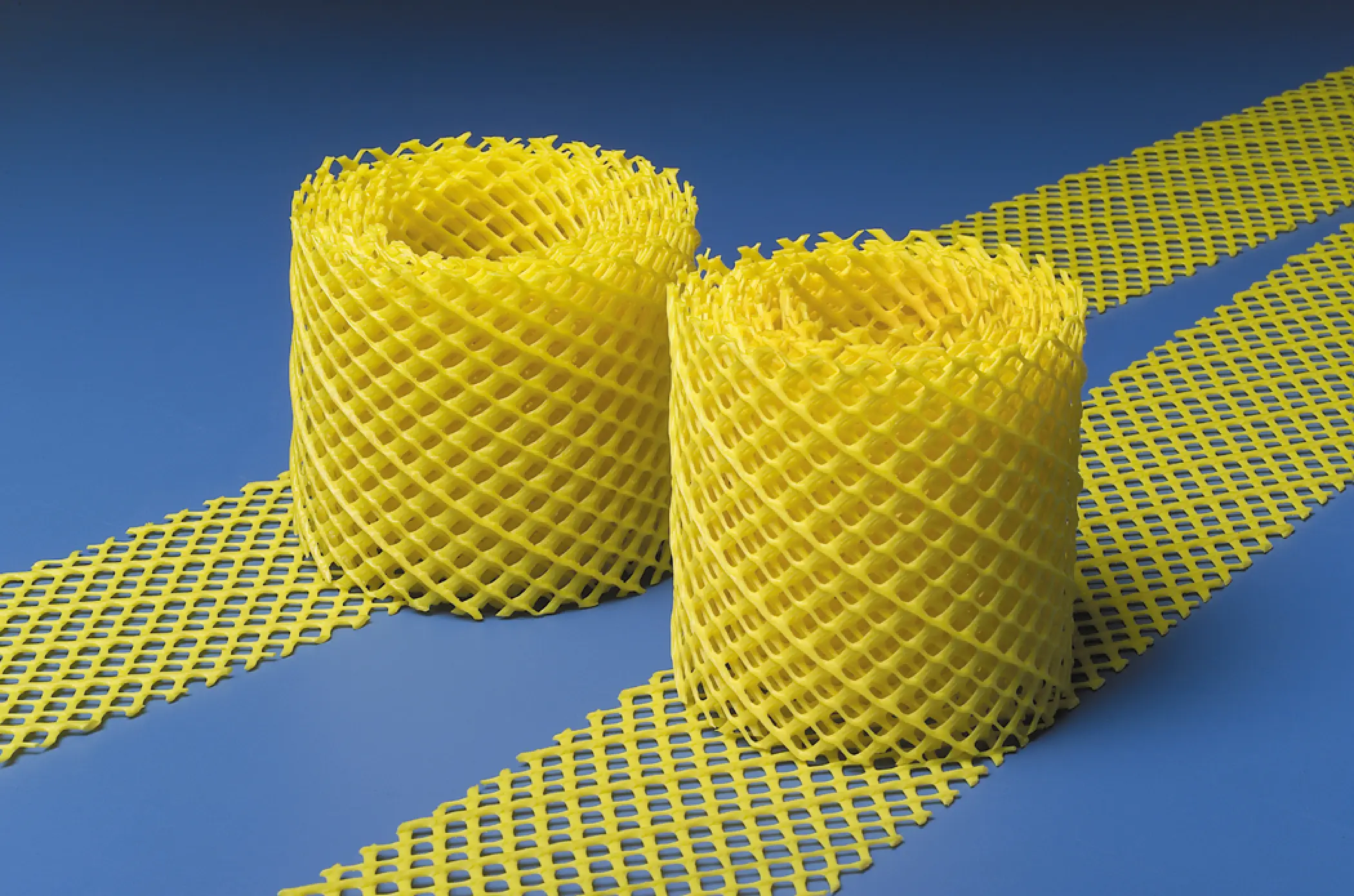 V PLASTIC LATH 6″ STRIPS